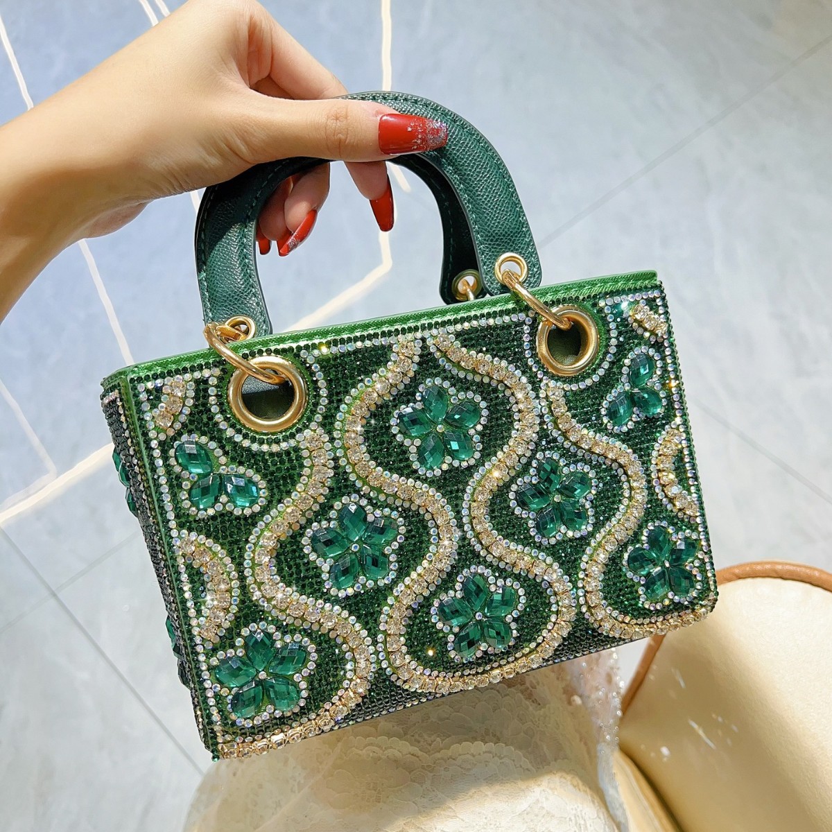 Luxury Bags For Women Sale - กระเป๋าถือแฟชั่นแบรนด์ดีไซเนอร์สุดหรู คุณภาพสูง ใหม่เอี่ยม สำหรับผู้หญิง สะพายไหล่หรือสะพายข้าง กระเป๋าถือผู้หญิง