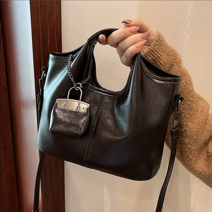 Luxury Bags In China Wholesale - กระเป๋าถือสะพายไหล่หนังนิ่มคุณภาพสูง ดีไซน์เฉพาะตัว สไตล์เรโทร แฟชั่นสุดฮิต ขายส่ง ราคาโรงงาน