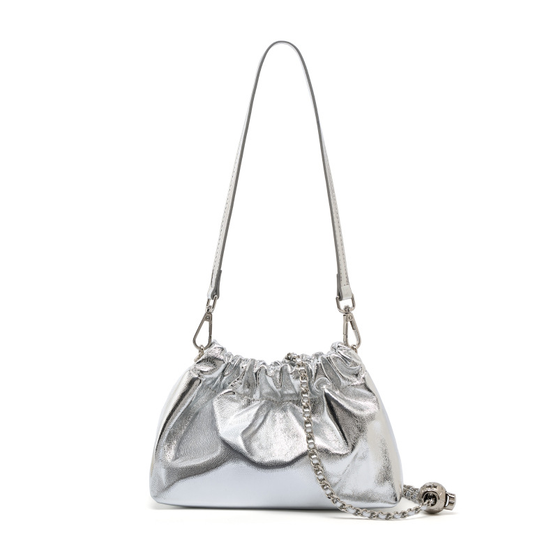 Luxury Bags For Women Sale - กระเป๋าสะพายข้างทรงกลมสีทองขนาดเล็กสำหรับผู้หญิง ดีไซน์เรียบง่ายทันสมัย พร้อมสายโซ่ กระเป๋าถือหนังหรูหราสำหรับสุภาพสตรี รุ่น Crinkled