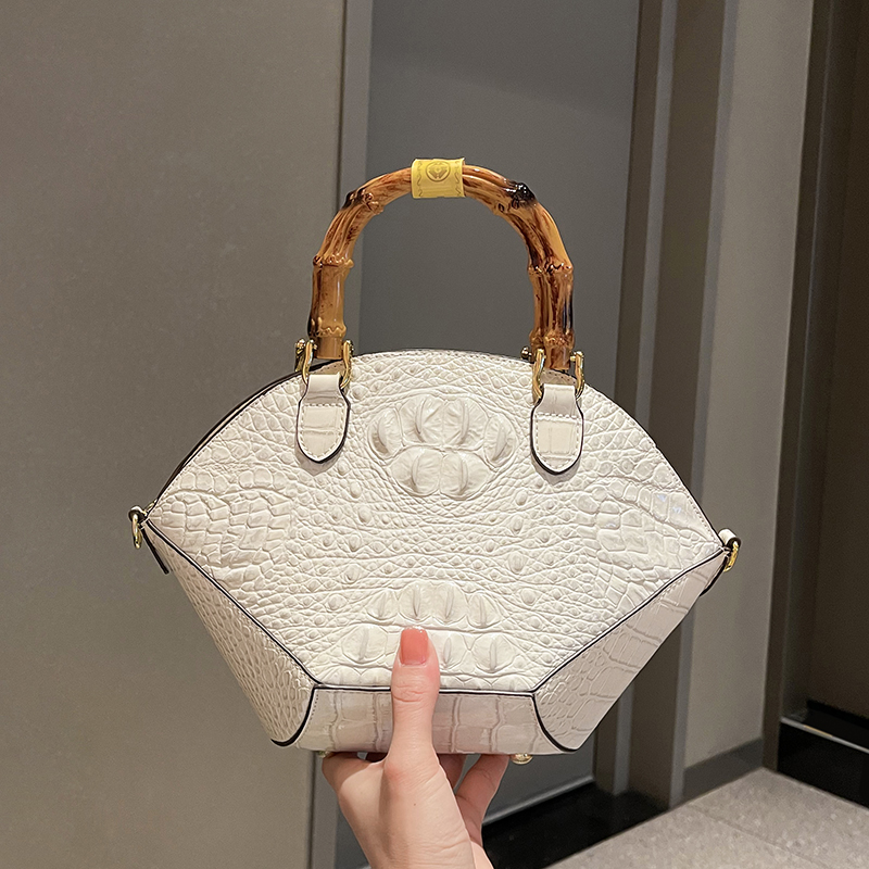Luxury Bags For Women Sale - กระเป๋าถือแฟชั่นหนังวัวจระเข้ดีไซน์หรูสำหรับผู้หญิงกระเป๋าสะพายไหล่กระเป๋าคาดลำตัวทำจากไม้ไผ่