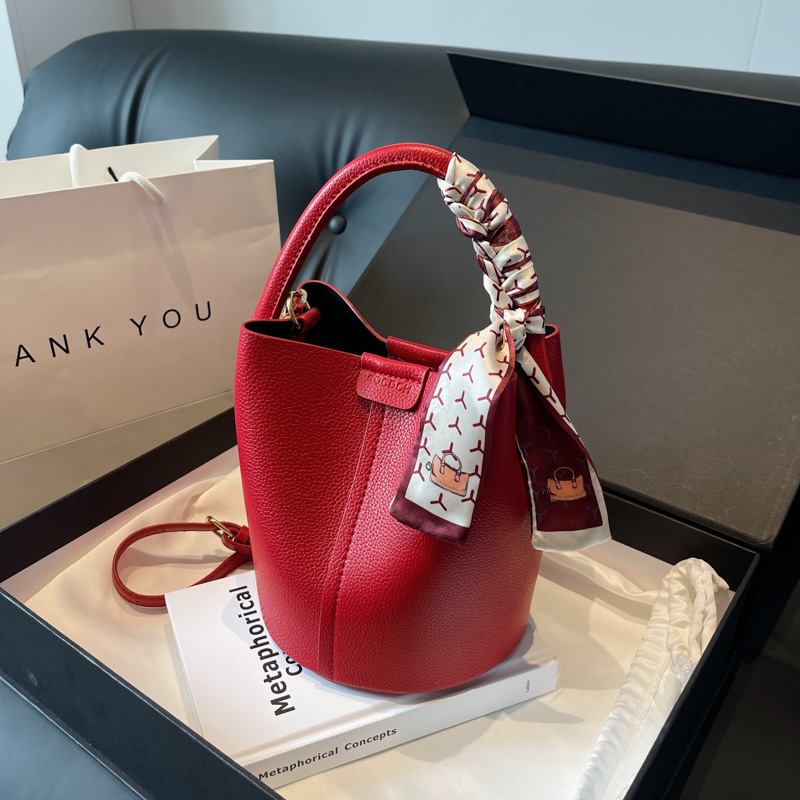 กระเป๋าสะพายไหล่และกระเป๋าสะพา - Luxury Bags For Women Sale บทวิจารณ์และราคา