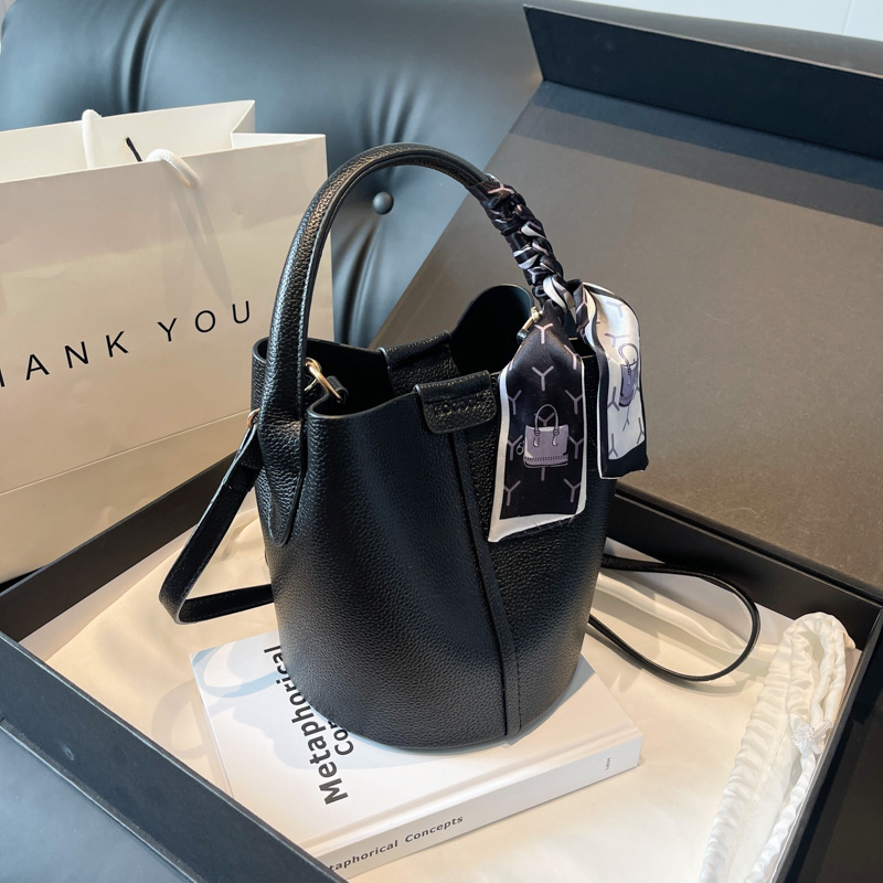 กระเป๋าสะพายไหล่และกระเป๋าสะพา - Luxury Bags For Women Sale บทวิจารณ์และราคา