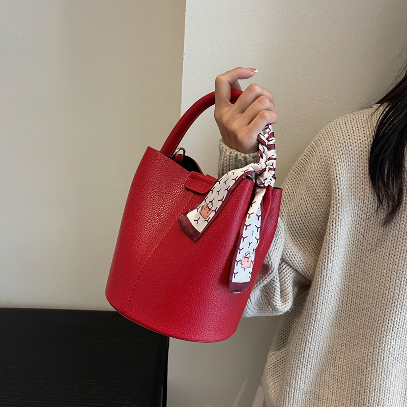 กระเป๋าสะพายไหล่และกระเป๋าสะพา - Luxury Bags For Women Sale บทวิจารณ์และราคา