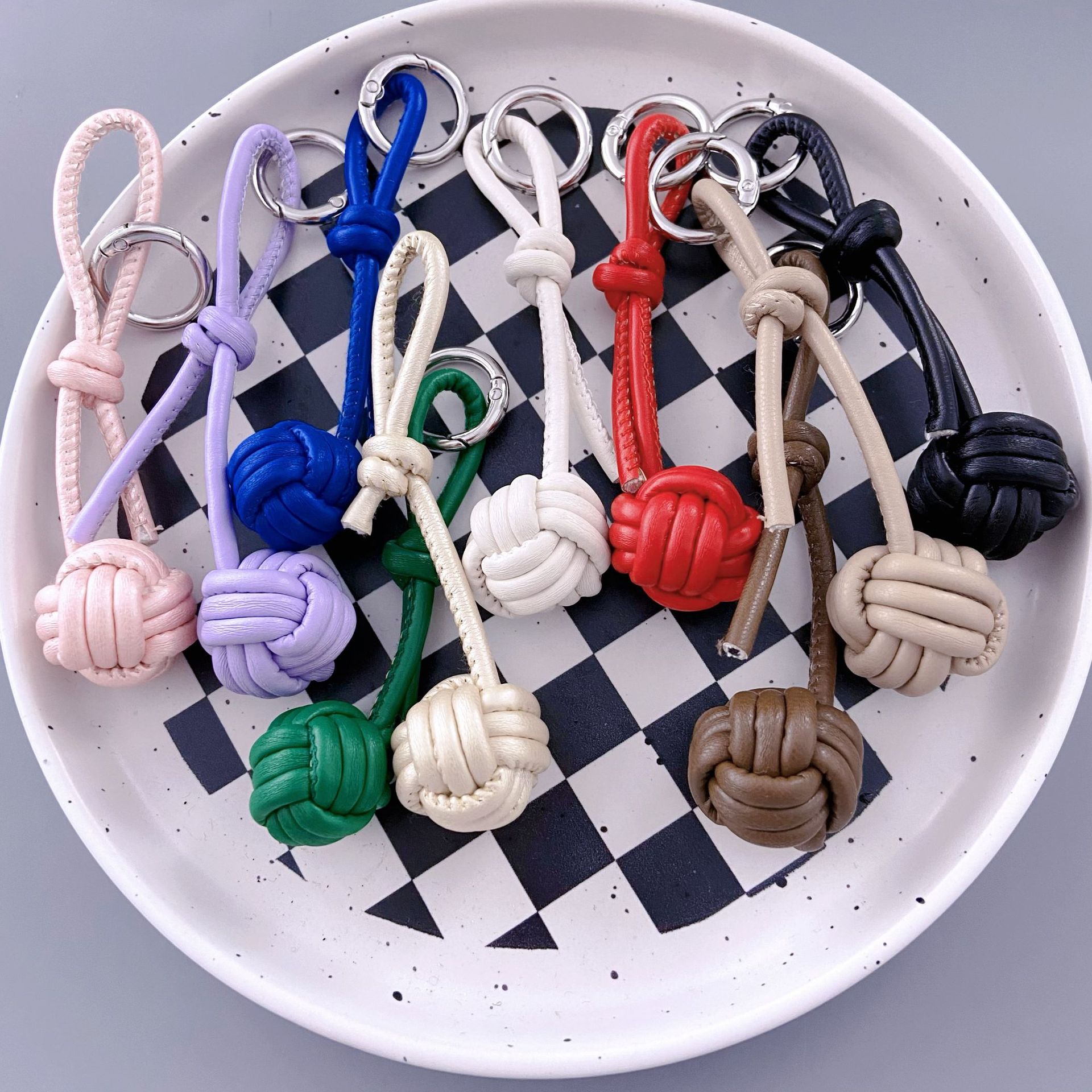 พวงกุญแจหนังสไตล์ฮาราจูกุญี่ปุ - Luxury Japanese Bags Brands บทวิจารณ์และราคา