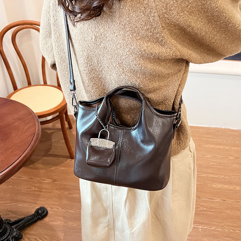 กระเป๋าถือสะพายไหล่หนังนิ่มคุณ - Luxury Bags In China Wholesale บทวิจารณ์และราคา