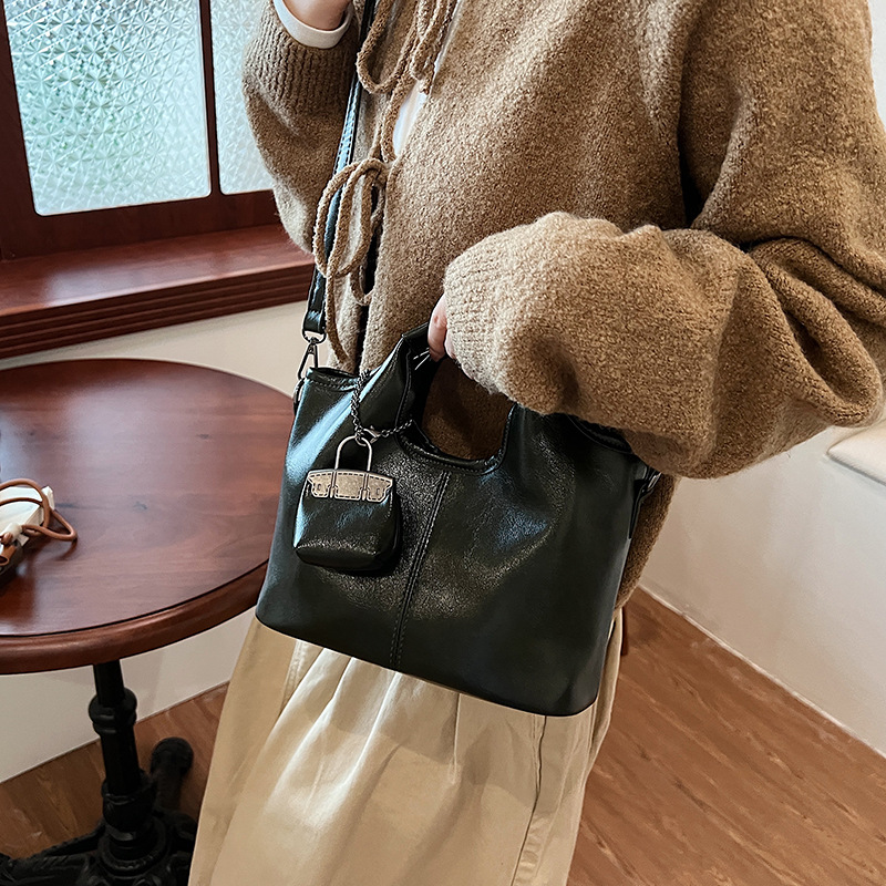 กระเป๋าถือสะพายไหล่หนังนิ่มคุณ - Luxury Bags In China Wholesale บทวิจารณ์และราคา