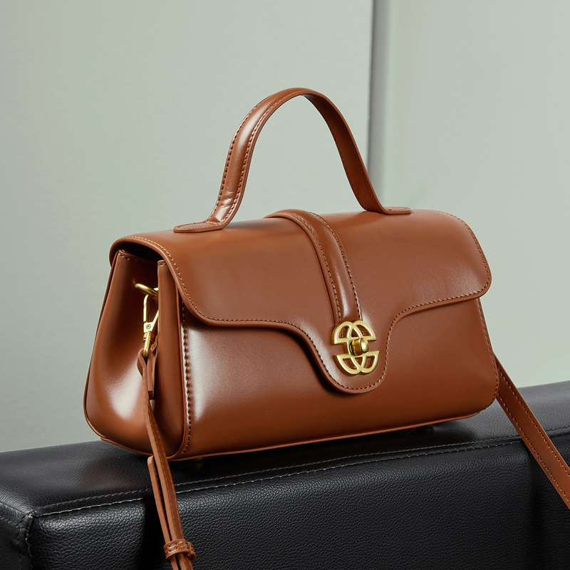 กระเป๋าถือผู้หญิงแบรนด์หรู ดีไ - Luxury Bags News บทวิจารณ์และราคา