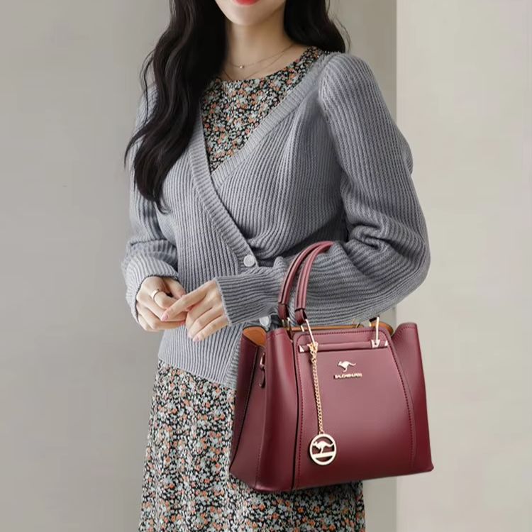 กระเป๋าถือหนังผู้หญิงดีไซน์หรู - Luxury Bags Louis Vuitton บทวิจารณ์และราคา