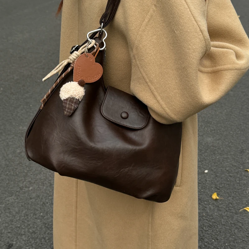 กระเป๋าสะพายไหล่ทรงสี่เหลี่ยม  - Luxury Bags For Women Sale บทวิจารณ์และราคา